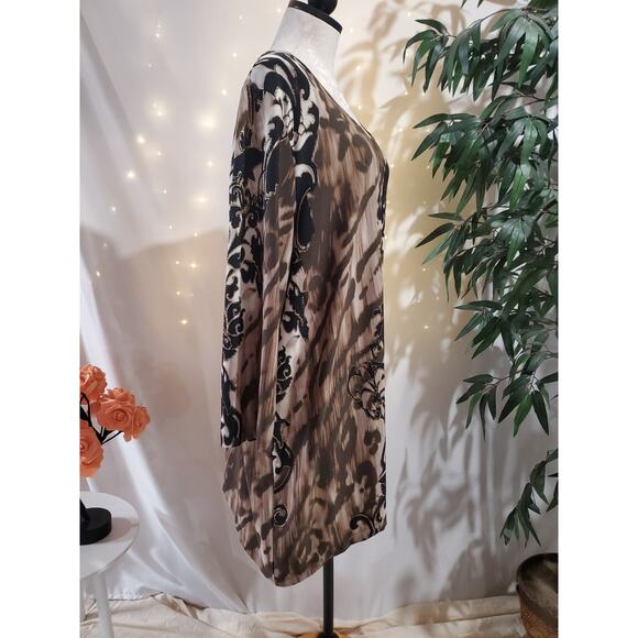 Chicos Travelers Asymmetrical, Animal Floral Slinky Stretch Tunic Top 3 US XL 16 - Picture 5 of 13